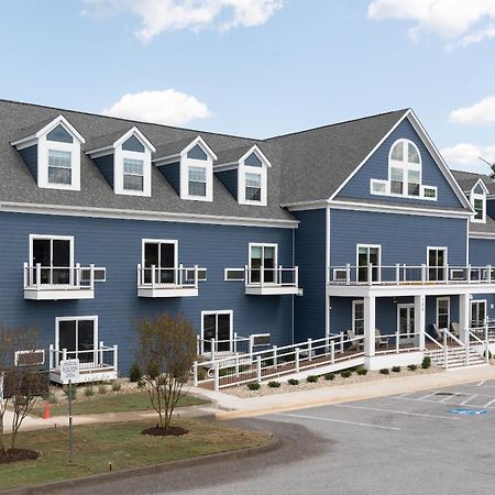 Boardwalk Hotel On Lake Anna By Kasa Mineral Exterior foto